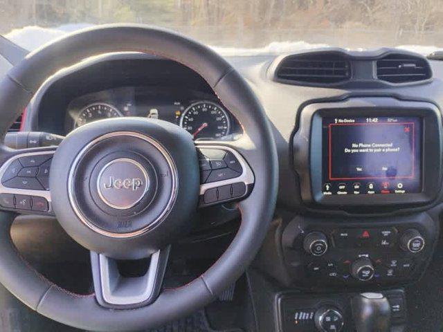 2023 Jeep Renegade Trailhawk 4x4