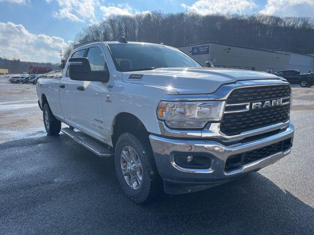 2024 Ram 3500 Big Horn Crew Cab 4x4 8' Box