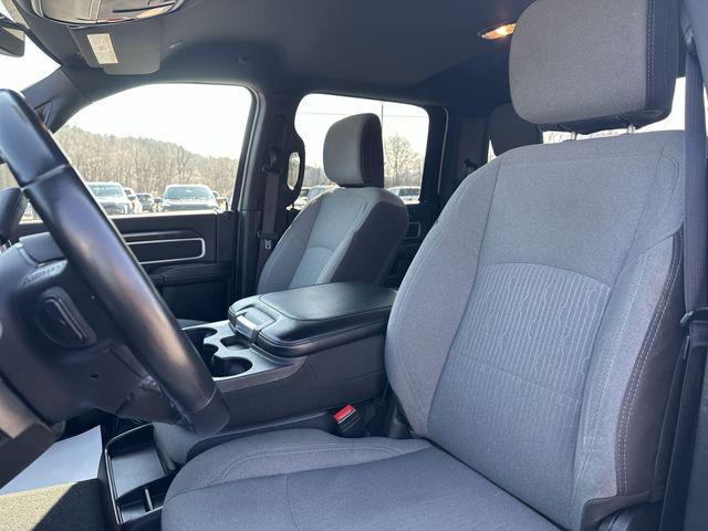 2024 Ram 3500 Big Horn Crew Cab 4x4 8' Box
