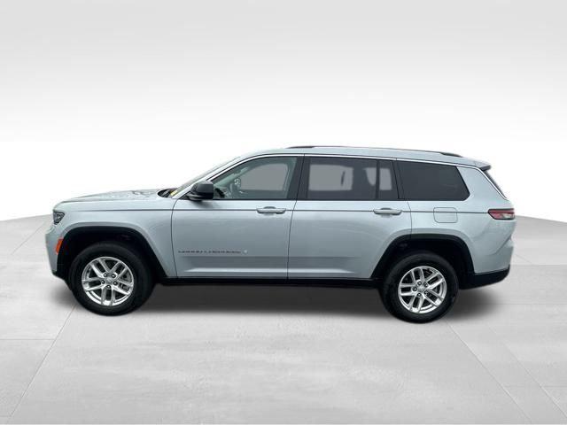 2023 Jeep Grand Cherokee L Laredo 4x4