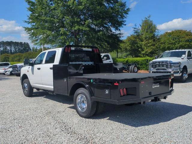 2026 RAM Ram 3500 Chassis Cab RAM 3500 TRADESMAN CREW CAB CHASSIS 4X4 60 CA