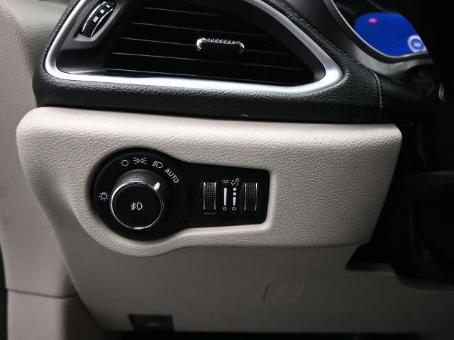 2018 Chrysler Pacifica Hybrid Limited