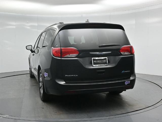 2018 Chrysler Pacifica Hybrid Limited