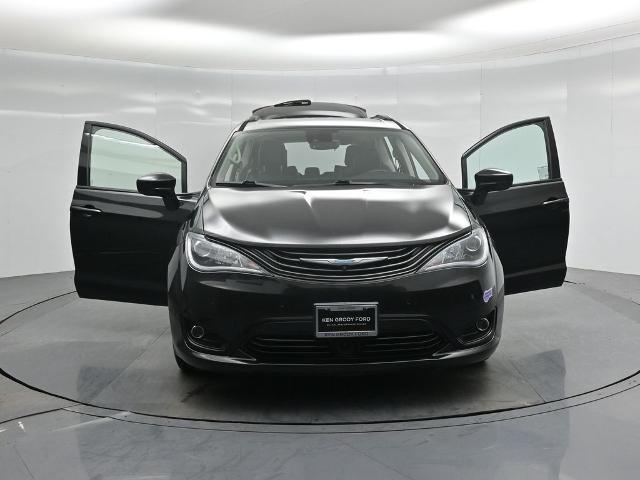 2018 Chrysler Pacifica Hybrid Limited