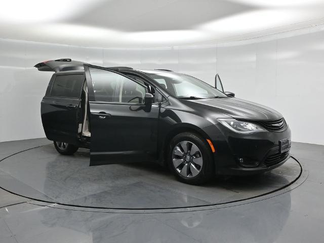 2018 Chrysler Pacifica Hybrid Limited