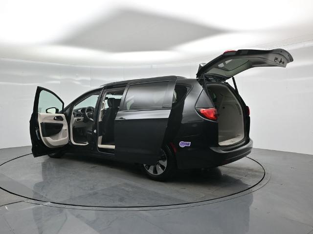 2018 Chrysler Pacifica Hybrid Limited