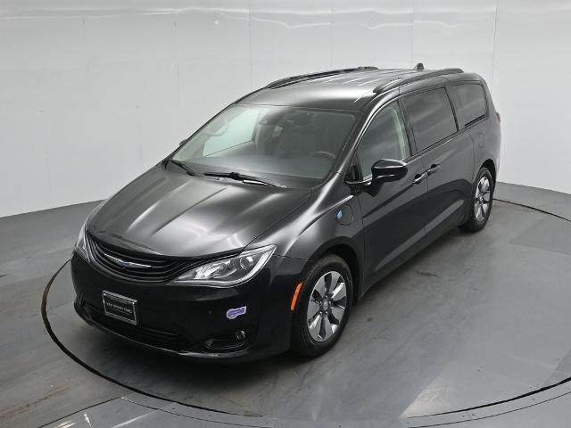 2018 Chrysler Pacifica Hybrid Limited