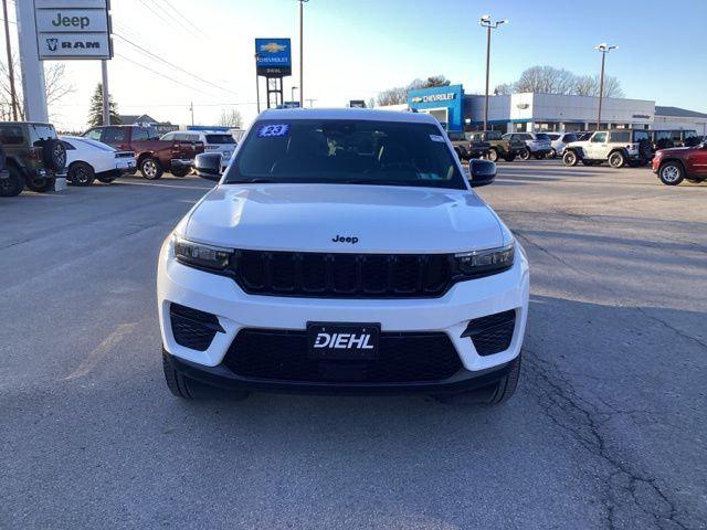 2023 Jeep Grand Cherokee Altitude 4x4