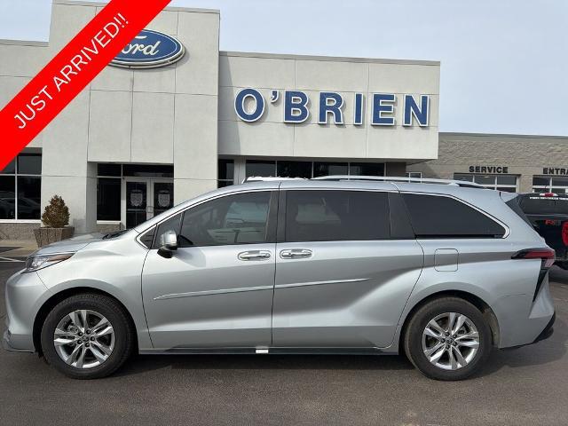 2024 Toyota Sienna Limited for sale in Shelbyville, KY