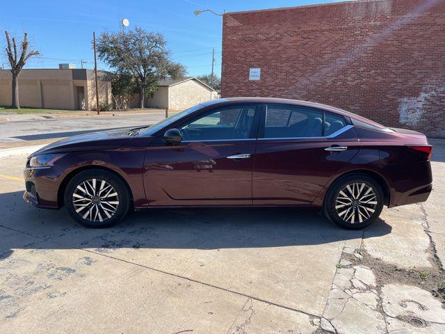 2025 Nissan Altima SV FWD