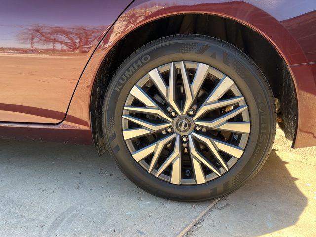 2025 Nissan Altima SV FWD