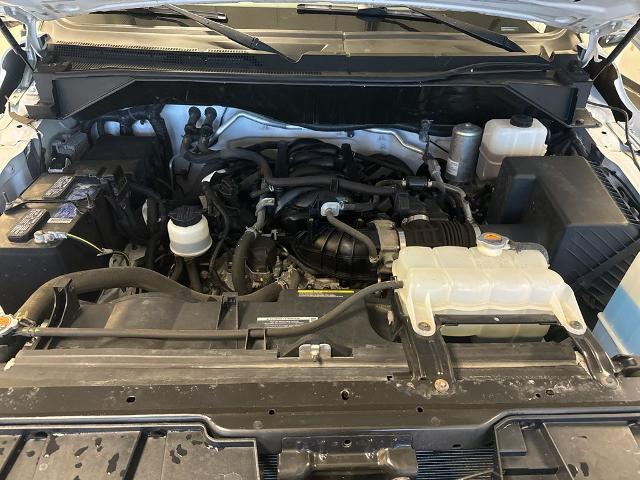 2021 Nissan 2500 SV High Roof V8