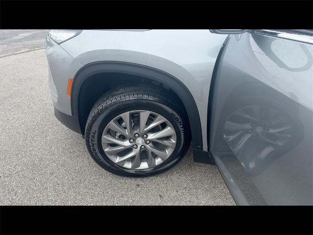 2025 Buick Enclave Preferred FWD