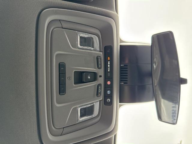 2024 Chevrolet Silverado 1500 4WD Crew Cab Short Bed RST
