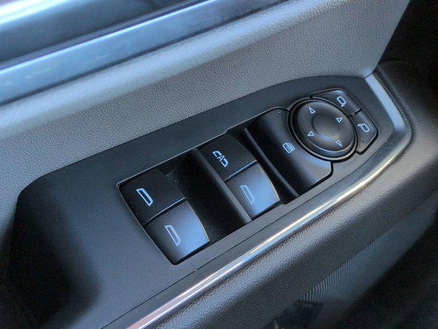 2025 Chevrolet Silverado 1500 2WD Crew Cab Short Bed LT