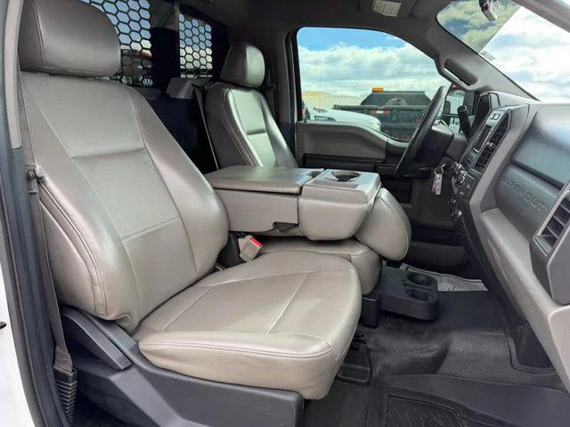 2017 Ford F-550 XL