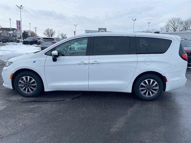2023 Chrysler Pacifica Hybrid Touring L 2023 Chrysler Pacifica Hybrid Touring L