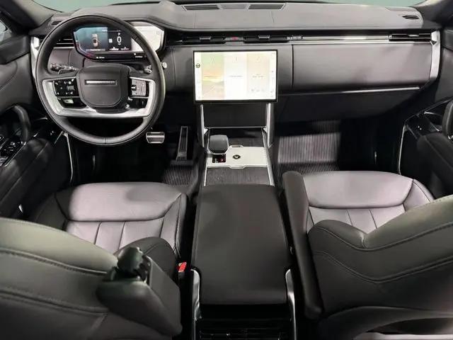 2026 Land Rover Range Rover P400 SE 7 Seat