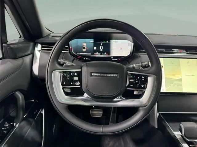 2026 Land Rover Range Rover P400 SE 7 Seat