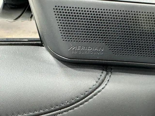 2026 Land Rover Range Rover P400 SE 7 Seat
