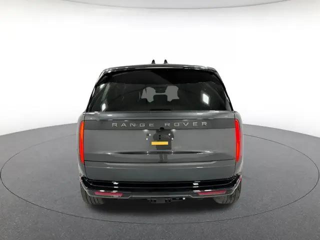 2026 Land Rover Range Rover P400 SE 7 Seat