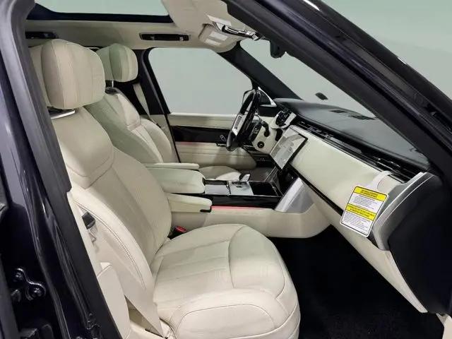 2026 Land Rover Range Rover P530 Autobiography