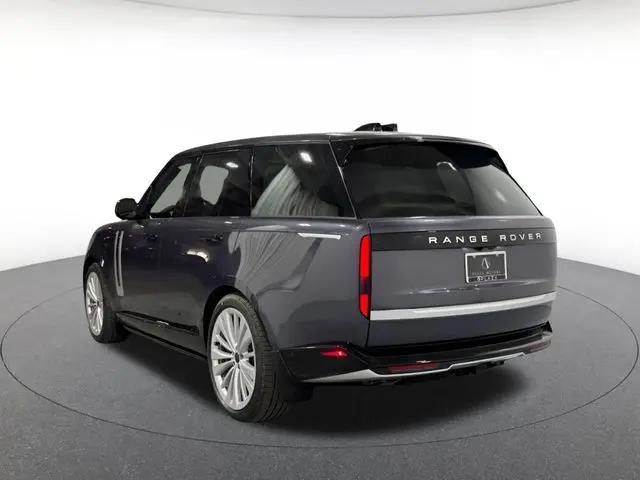 2026 Land Rover Range Rover P530 Autobiography