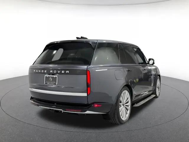 2026 Land Rover Range Rover P530 Autobiography