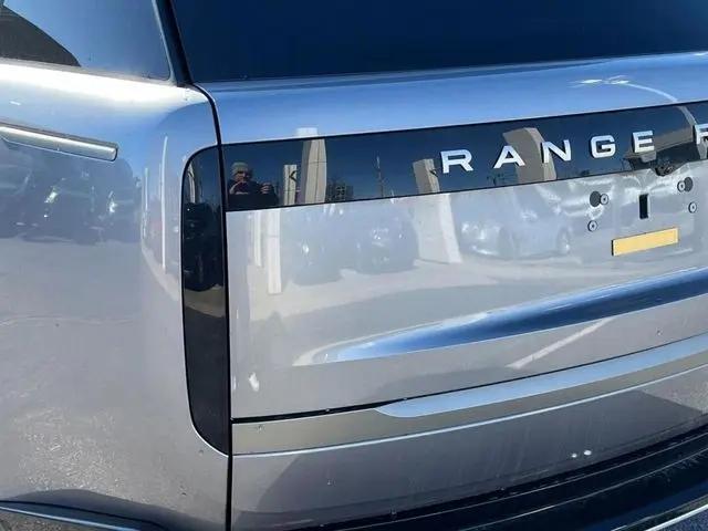 2025 Land Rover Range Rover P530 SE