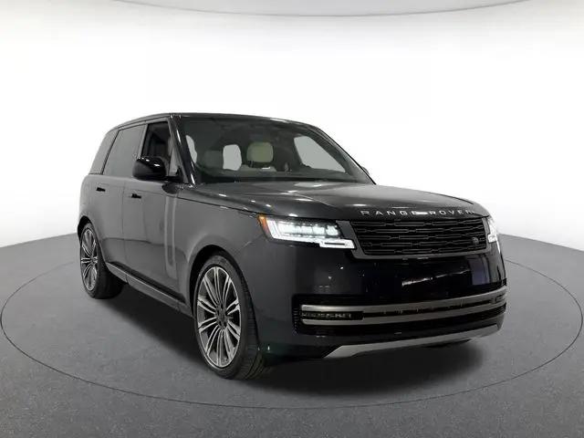 2026 Land Rover Range Rover P400 SE
