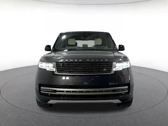 2026 Land Rover Range Rover P400 SE