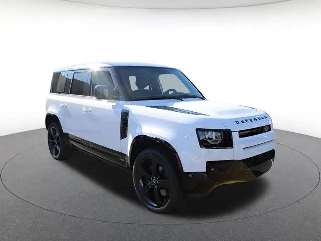 2025 Land Rover Defender 110 P500 X-Dynamic SE