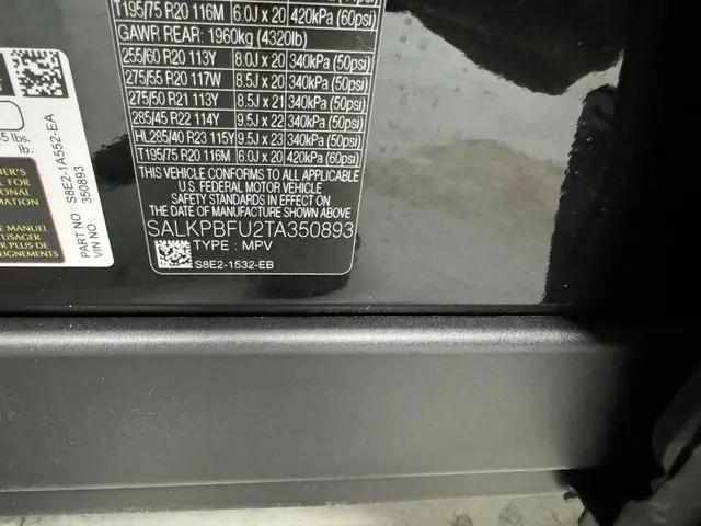 2026 Land Rover Range Rover P400 SE 7 Seat