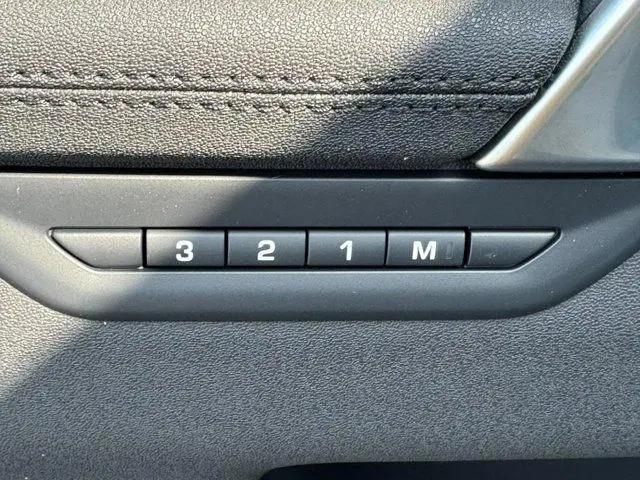 2025 Land Rover Discovery Sport S