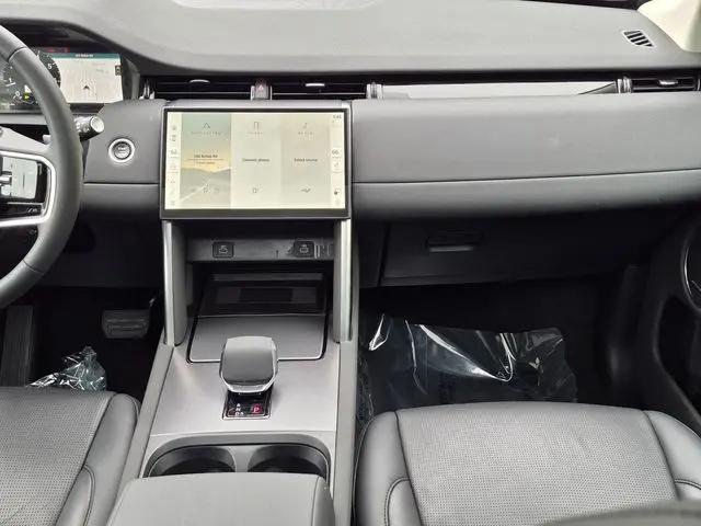 2025 Land Rover Discovery Sport S