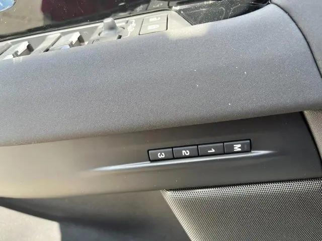 2026 Land Rover Range Rover Evoque Dynamic SE