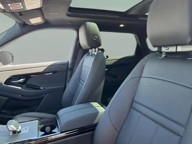 2026 Land Rover Range Rover Evoque Dynamic SE