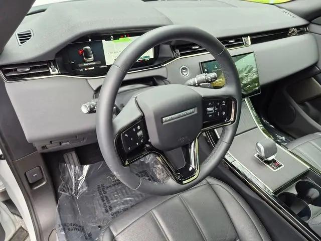 2026 Land Rover Range Rover Evoque Dynamic SE