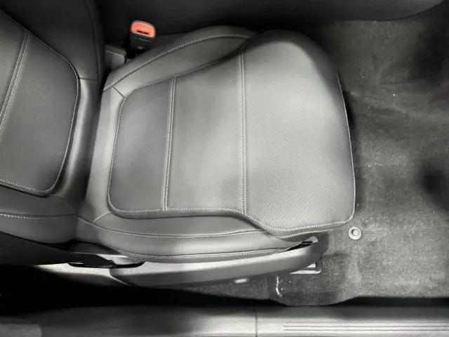 2026 Mercedes-Benz C-CLASS C 300 C 300