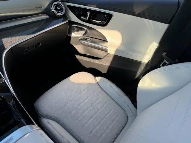 2026 Mercedes-Benz C-CLASS C 300 C 300