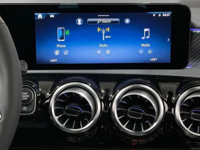 2026 Mercedes-Benz CLA 250 4MATIC