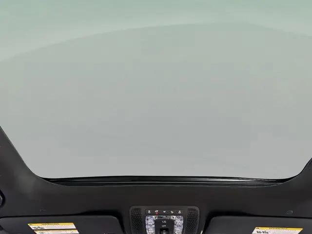 2026 Mercedes-Benz GLB 4MATIC