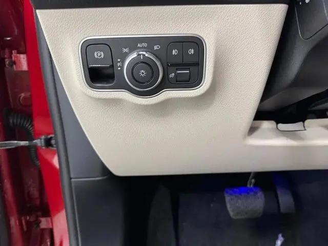 2026 Mercedes-Benz GLB 4MATIC