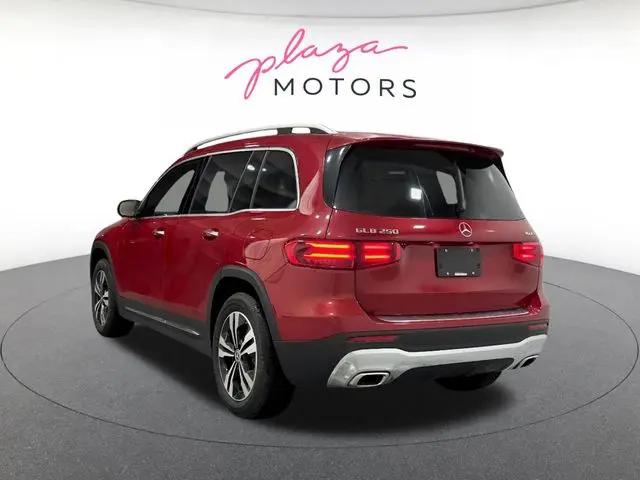 2026 Mercedes-Benz GLB 4MATIC