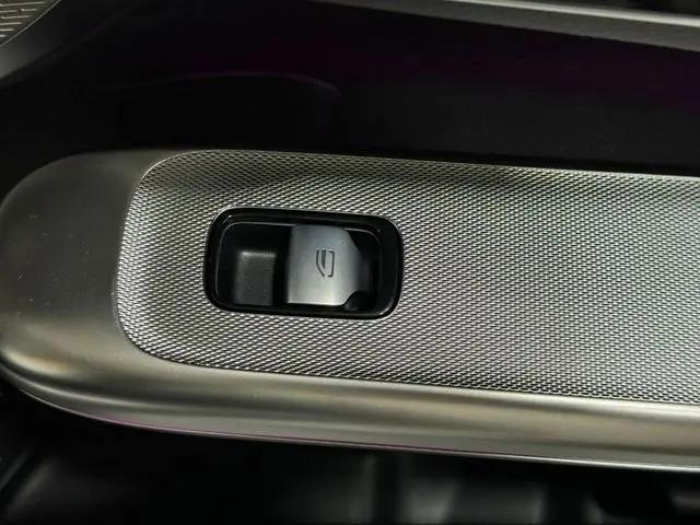 2026 Mercedes-Benz E-CLASS E 300 CLE 300