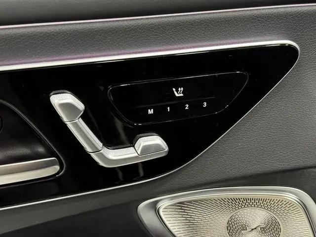 2026 Mercedes-Benz E-CLASS E 300 CLE 300