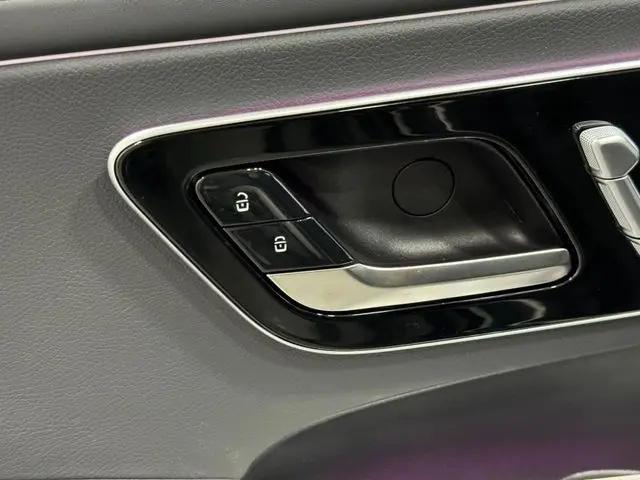 2026 Mercedes-Benz E-CLASS E 300 CLE 300