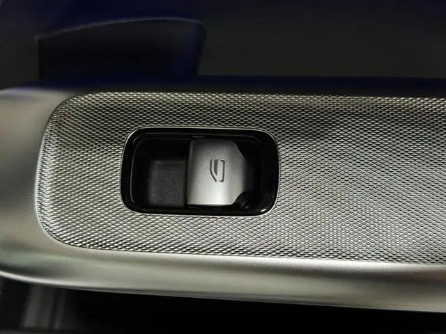 2026 Mercedes-Benz GLC 4MATIC
