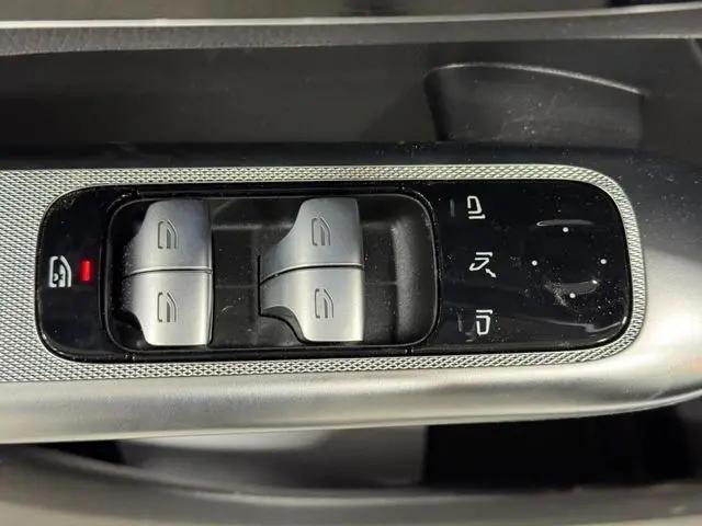 2026 Mercedes-Benz GLC 4MATIC