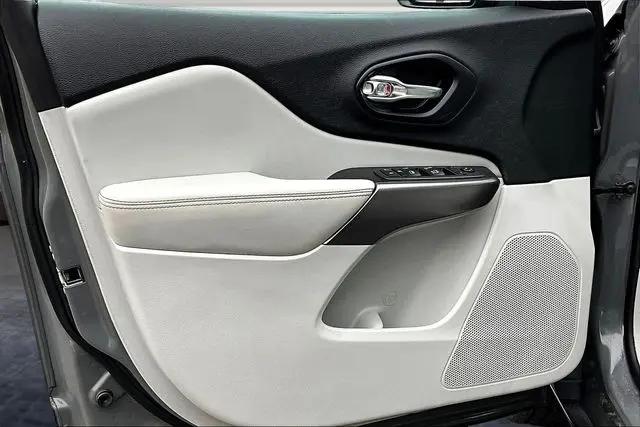 2021 Jeep Cherokee Latitude Lux 4x4